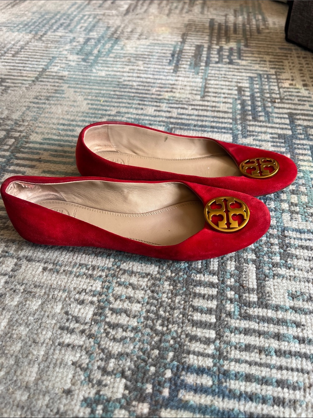 Tory Burch Red Suede Ballet Flats Gold Logo Medallion Shoes 6.5M